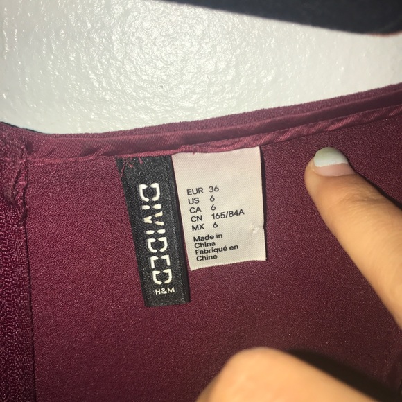 Maroon dress - Picture 3 of 3